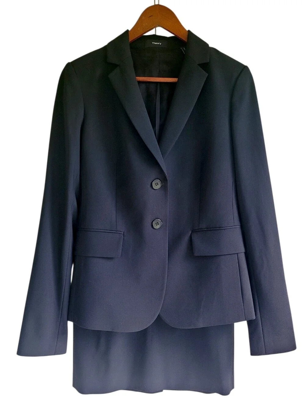 Theory 2-piece Suit Blazer 2 & Skirt 0 Black Womens